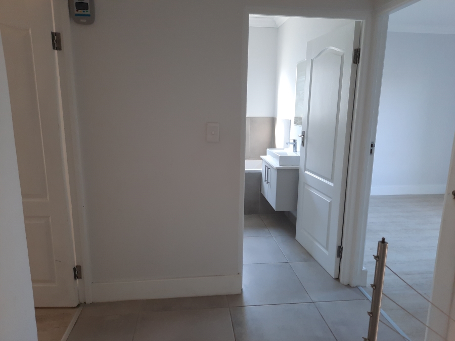 3 Bedroom Property for Sale in Langeberg Ridge Western Cape